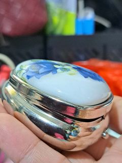 (Category: ) located in . Submitted by jsthrift002591 (Listing ID 1461236228, Image 1). Description: .