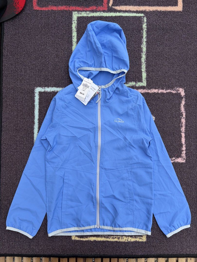 L.L. Bean Windbreaker (Category: Announcements) located in Asingan. Submitted by gorgjuls8 (Listing ID 1461243698, Image 1). Description: Can ship nationwide thru jnt Brandnew item.