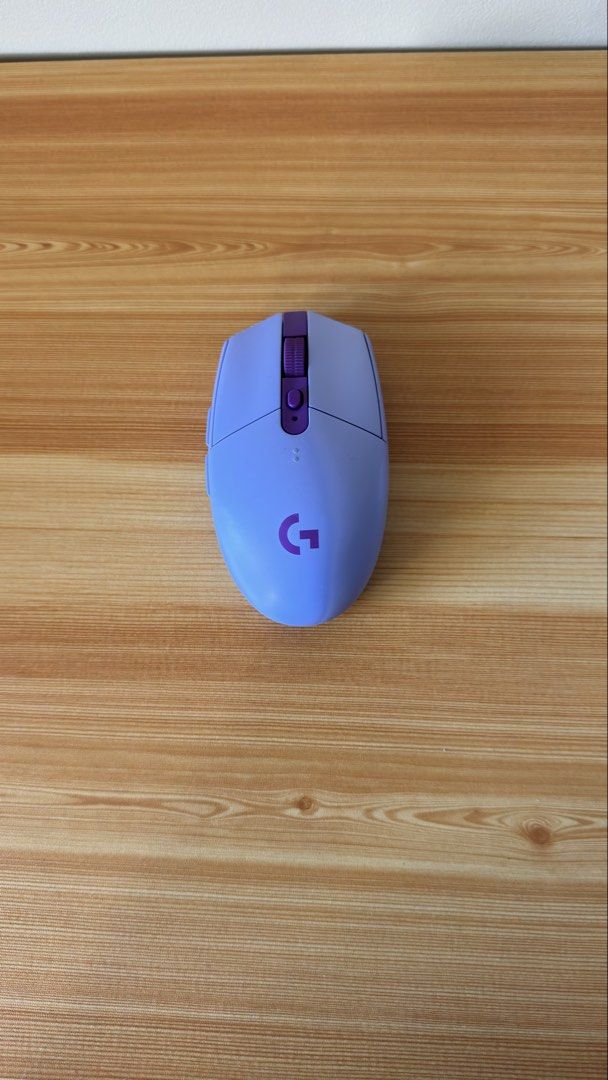 Logitech G 304 (Category: Mouse & Mousepads) located in Taguig. Submitted by kkatnic18 (Listing ID 1461321664, Image 2). Description: Logitech G304 Wireless Mouse - Barely used, no issue - can ship via lalamove , grab .