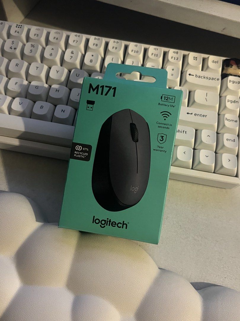 Logitech M171 Wireless Mouse (Category: Mouse & Mousepads) located in Caloocan City. Submitted by friedkenji (Listing ID 1461157718, Image 1). Description: Brand new / never used Logitech M171 wireless mouse. • Never used — received as a free item from a GCash hackathon • Wireless USB receiver included • Good for school, work, or everyday use • No issues since it has never been used ₱350 LP Already RFS: Extra / no longer needed..
