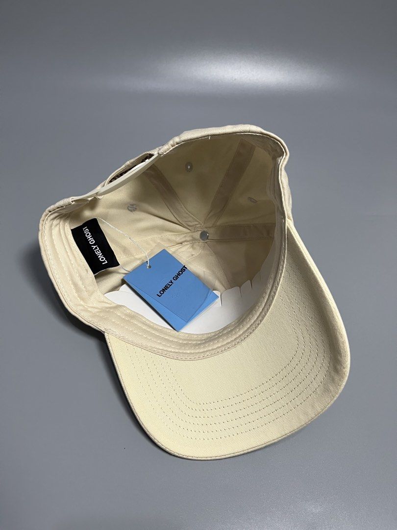 LONELY OUTDOOR CAP (Category: Caps & Hats) located in Taguig. Submitted by oneday_pickenget (Listing ID 1461290369, Image 2). Description: .