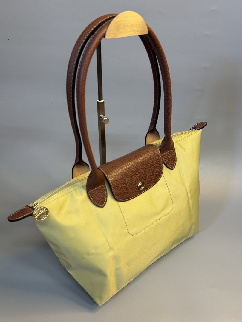 Longchamp Le Pliage (Category: Tote Bags) located in Cebu City. Submitted by ricahsukaybags_2017 (Listing ID 1461246399, Image 2). Description: Anggg ganda! No flaws pwede sa super arre.
