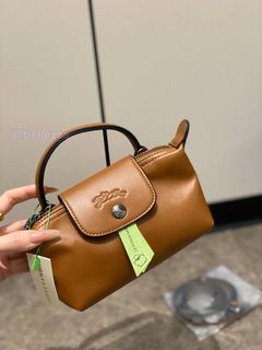（分類：）位於 。 由 bellezza. 提交（商品編號 1461220737，圖片 1）。簡介： 。