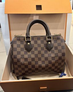 (Category: ) located in . Submitted by authentic.finds.only (Listing ID 1461157500, Image 1). Description: .