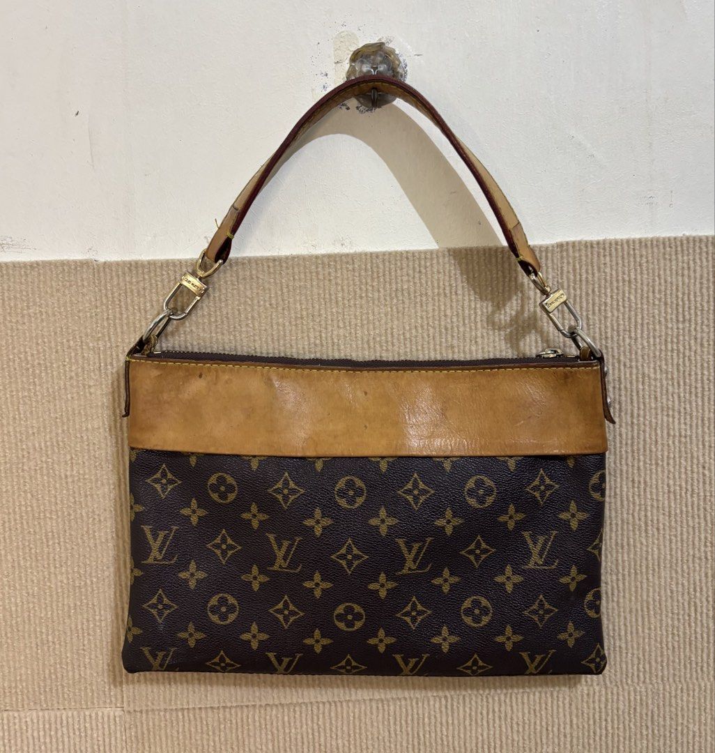 Louis Vuitton Tuileries Monogram Shoulder Bag (Category: Luxury Bags & Wallets) located in San Fernando. Submitted by jyyyshytt (Listing ID 1461223501, Image 2). Description: Excellent condition Rank A-B.