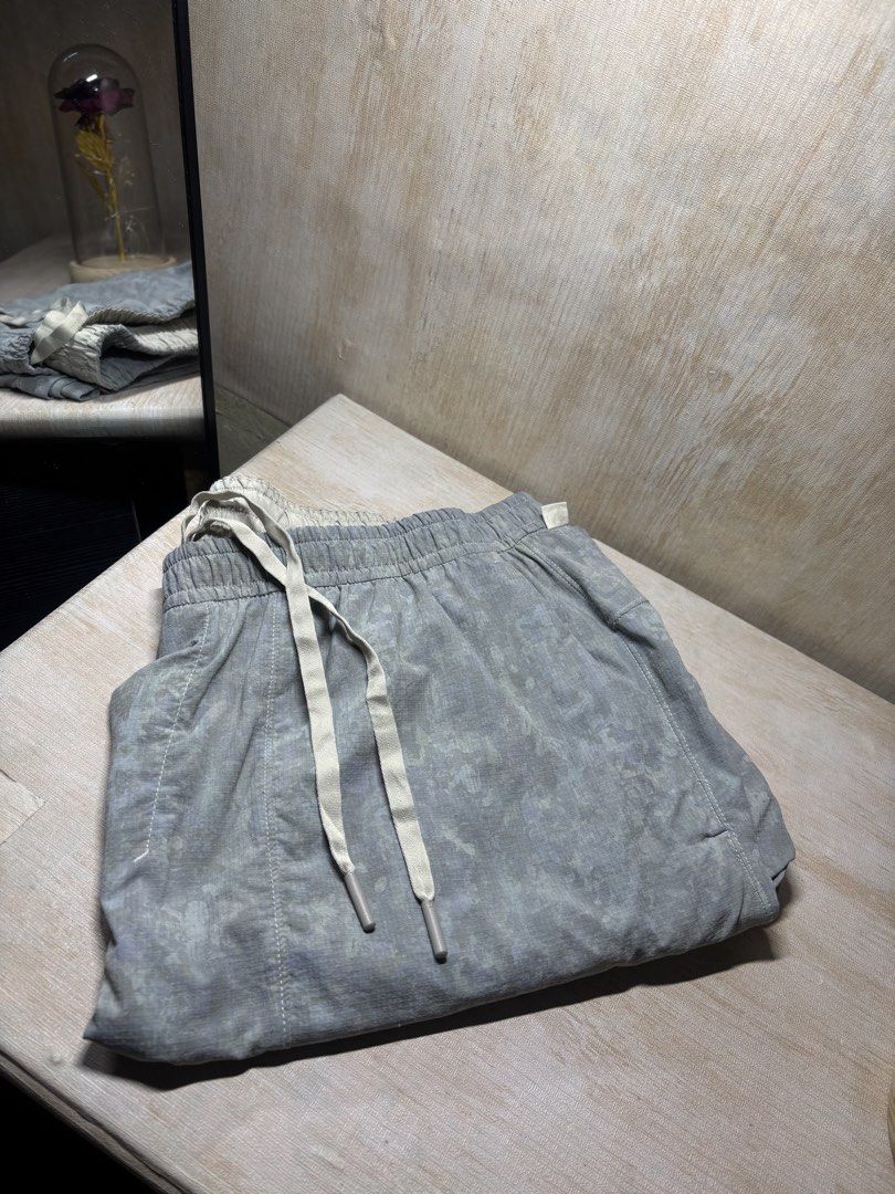 LULULEMON BOWLINE SHORT (WATER REPELLENT) (Category: Shorts) located in Cabuyao City. Submitted by pormanation-thrift-store (Listing ID 1461151837, Image 2). Description: LULULEMON BOWLINE SHORT (WATER REPELLENT) Condition: LIKE NEW Color rate: 10/10 Size: XXL Dimes: 38-42”Wx19”L Issue: NONE❌ Price: 1500.