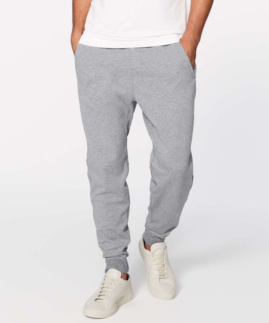LULULEMON CROSS CUT JOGGER HEATHERED GREY (Category: Joggers) located in Santa Rosa. Submitted by alejon007 (Listing ID 1461240150, Image 1). Description: LULULEMON CROSS CUT JOGGER HEATHERED GREY 100% Legit With dot size/searchable code Excellent condition Cut care tag only No major issues Size small on dot size best fit 32 x 41 length PRIC 1⃣4⃣8⃣0⃣ PM.