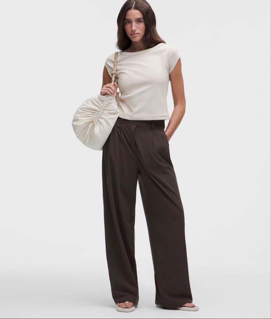 Lululemon Daydrift Trousers (Category: Other Bottoms) located in San Juan, La Union. Submitted by clothedbyaya (Listing ID 1461274702, Image 1). Description: ✨ CANADA PRE-ORDER PASABAY ✨ 📌 Order Details & Payment Terms Deposit: 60% Downpayment required to reserve your item Balance: Remaining balance payable within 2 months Dispatch: Item will be shipped immediately once fully paid 🚚 Shipping Options FREE Air Cargo: via LBC (Pouch size ONLY) (up