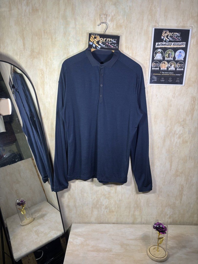 LULULEMON LONG SLEEVE POLO SHIRT (Category: Tshirts & Polo Shirts ) located in Cabuyao City. Submitted by pormanation-thrift-store (Listing ID 1461140983, Image 1). Description: LULULEMON LONG SLEEVE POLO SHIRT Condition: EXCELLENT Color rate: 9/10 Size: LARGE Dimes: 21”Wx29”L Issue: NONE‼️ Price: 1200.
