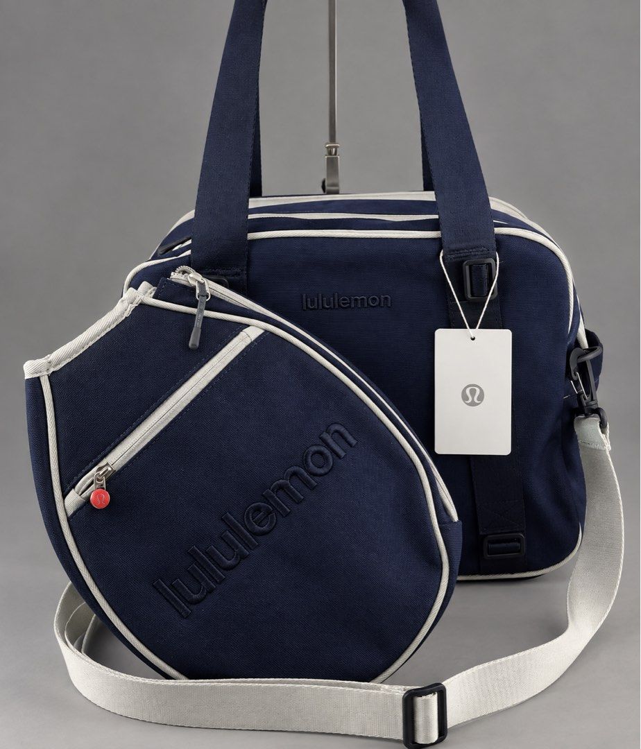 Lululemon Small Racket Bag 16.5L (Category: Shoulder Bags) located in Binan City. Submitted by pinkykeenshop (Listing ID 1461192983, Image 1). Description: .