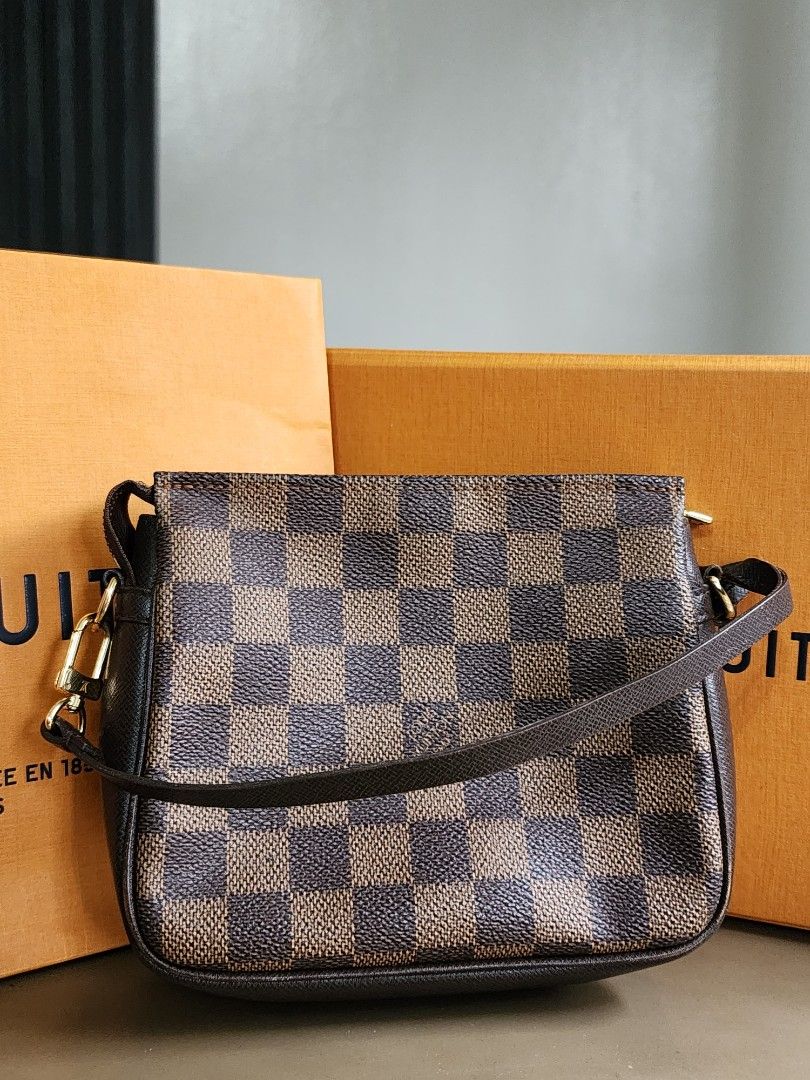 LV Small Bag (Category: Luxury Bags & Wallets) located in Dasmarinas. Submitted by veryjennifer (Listing ID 1461176692, Image 1). Description: Louis Vuitton Damier Ebene with box and paper bag original.