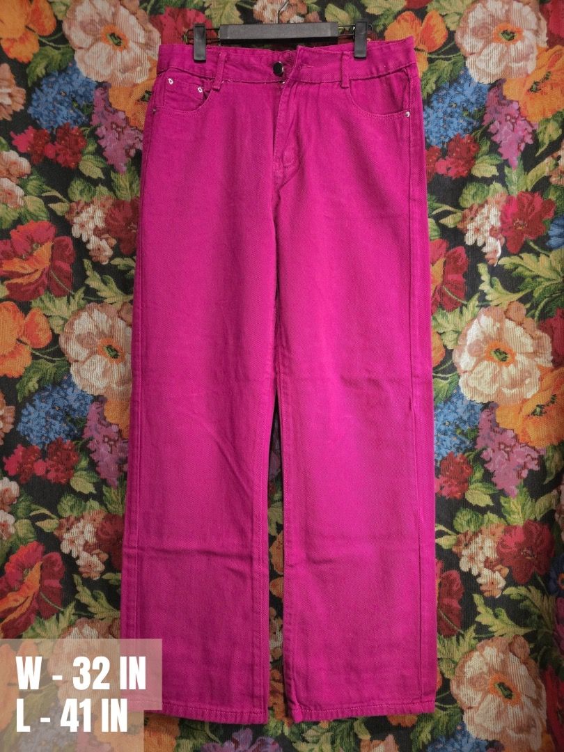 Magenta Wide Leg Pants (Category: Jeans) located in Paranaque City. Submitted by titaartestudio (Listing ID 1461271155, Image 1). Description: .