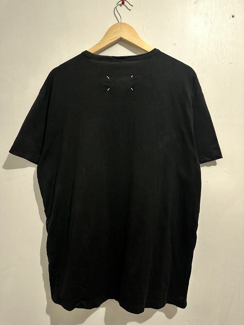 maison margiela (Category: Luxury Apparel) located in Digos. Submitted by ken18_hawk (Listing ID 1461155780, Image 2). Description: Maison Margiela 22x28 no issues good condition excellent condition color rate 9.5/10 dm to purchase.