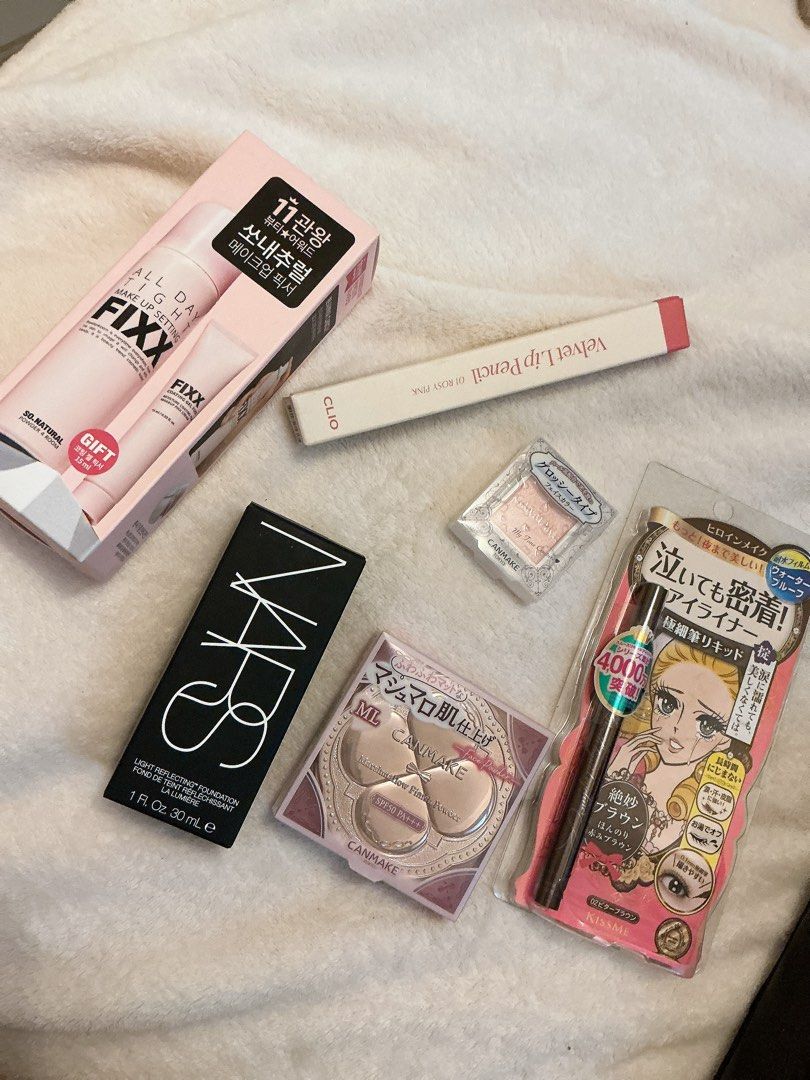 Makeup take all branded (Category: Makeup) located in Manila. Submitted by kachomii (Listing ID 1461312336, Image 1). Description: .