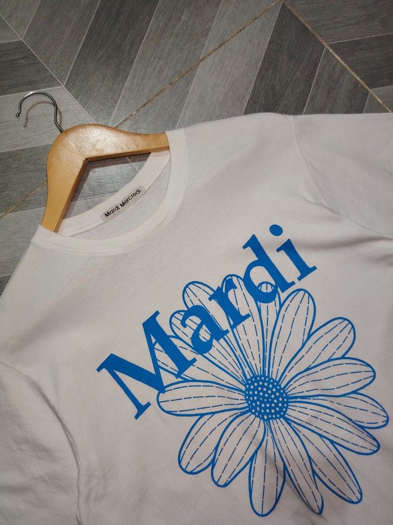Mardi Mercredi (Category: Tshirts & Polo Shirts ) located in Polomolok. Submitted by urfindsph (Listing ID 1461276853, Image 2). Description: Mardi Mercredi Excellent Actual 20x26.5 No issue 750.