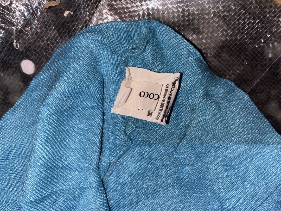 marie.coco Ribbed Square-Neck Knit Tank Top (Category: Others Tops) located in Mexico. Submitted by amaya_thriftstore (Listing ID 1461279076, Image 3). Description: Ribbed knit tank top, wide strap square neck top, blue ribbed camisole, sleeveless fitted knit, boat neck knit tank.