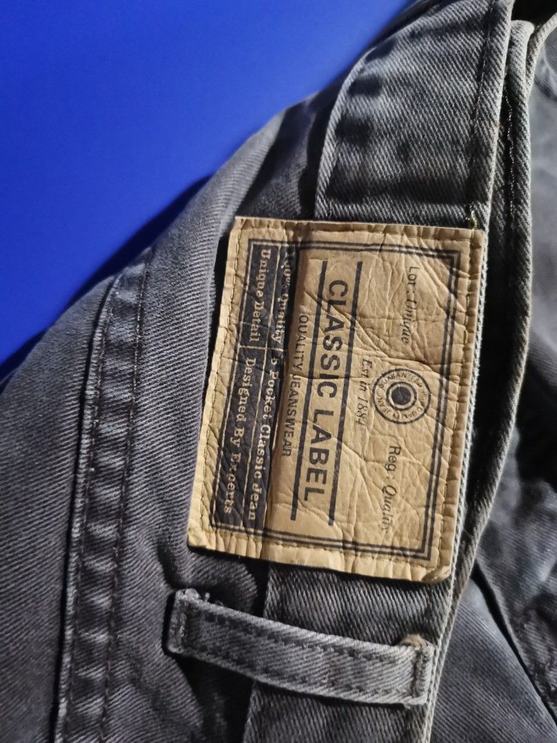 Marks & Spencer (Category: Jeans) located in Manila. Submitted by hb1118 (Listing ID 1461288452, Image 3). Description: Size is UK 16 Brown jeans very classic look.