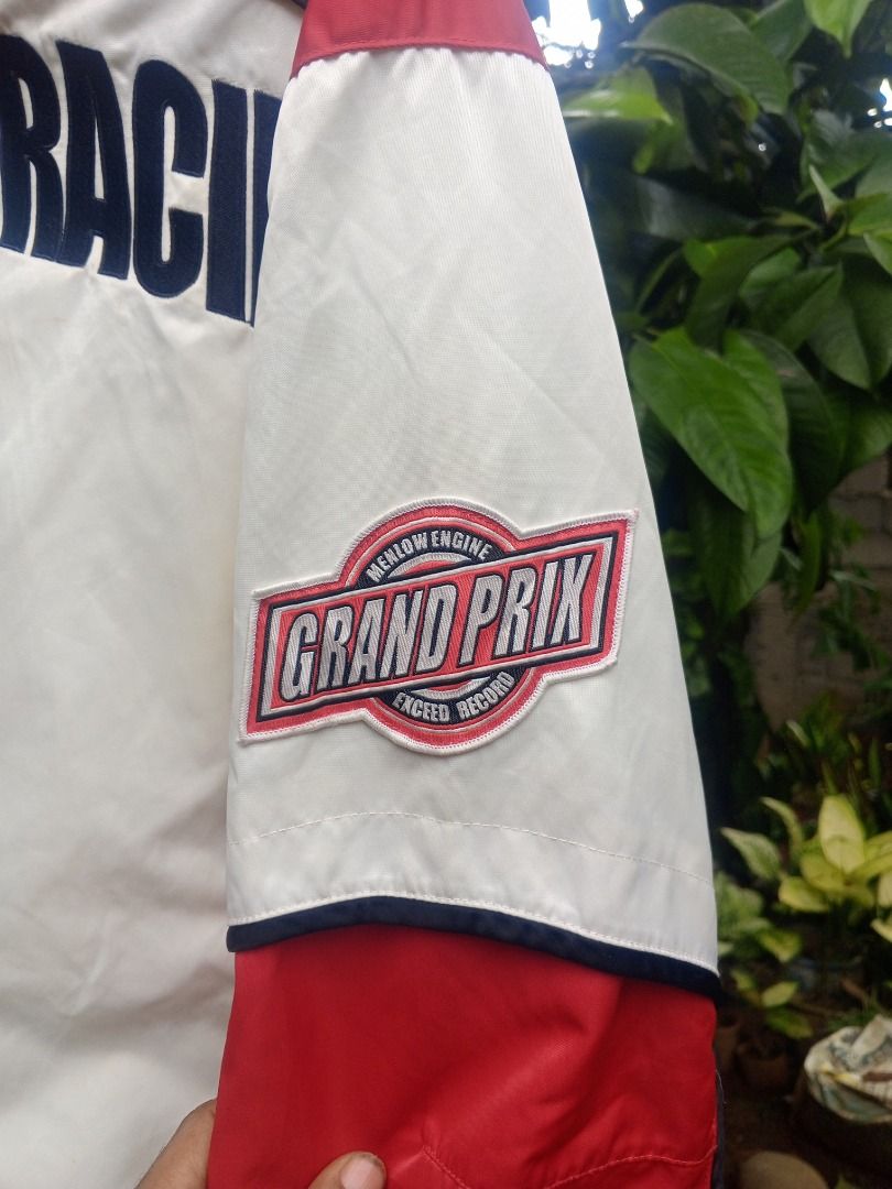 Menlow Racing Jacket (Category: Coats, Jackets and Outerwear) located in Caloocan City. Submitted by grandhorse-c5575b (Listing ID 1461223732, Image 3). Description: - 'Menlow Racing' text - Patches on sleeves - Red and white colorway - Zipper closure - Ideal for casual wear or racing enthusiasts.