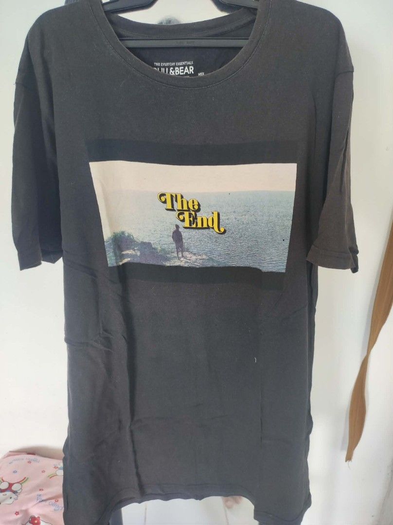 Men's Black Tshirt (Category: Tshirts & Polo Shirts ) located in Bacolod City. Submitted by saltandlight.thrift (Listing ID 1461274776, Image 1). Description: .