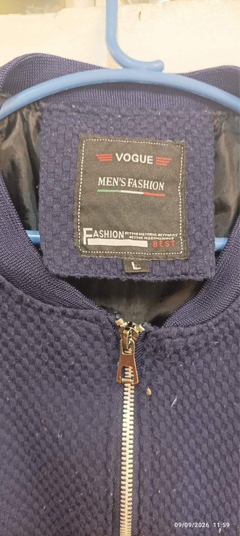 Men’s Fashion Jacket (Category: Coats, Jackets and Outerwear) located in Taytay. Submitted by crisha14344 (Listing ID 1461152994, Image 2). Description: Style: Men’s casual zip-up/bomber-style jacket Color: Dark navy/black Large seems like small size Di na po nagagamit at Maraming jacket Offer lang po.