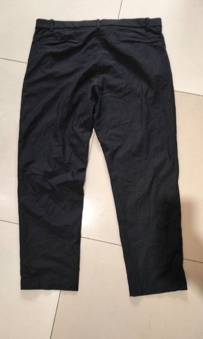 Men's Performance Pants Black Size 38-30 (Category: Trousers) located in Angeles City. Submitted by mightywhale_13072f (Listing ID 1461209875, Image 2). Description: - Black performance pants - Zippered side pocket for secure storage - Made in Vietnam - same as lululemon fabric - 100% polyester material - Ideal for sports and casual wear - Comfortable fit.