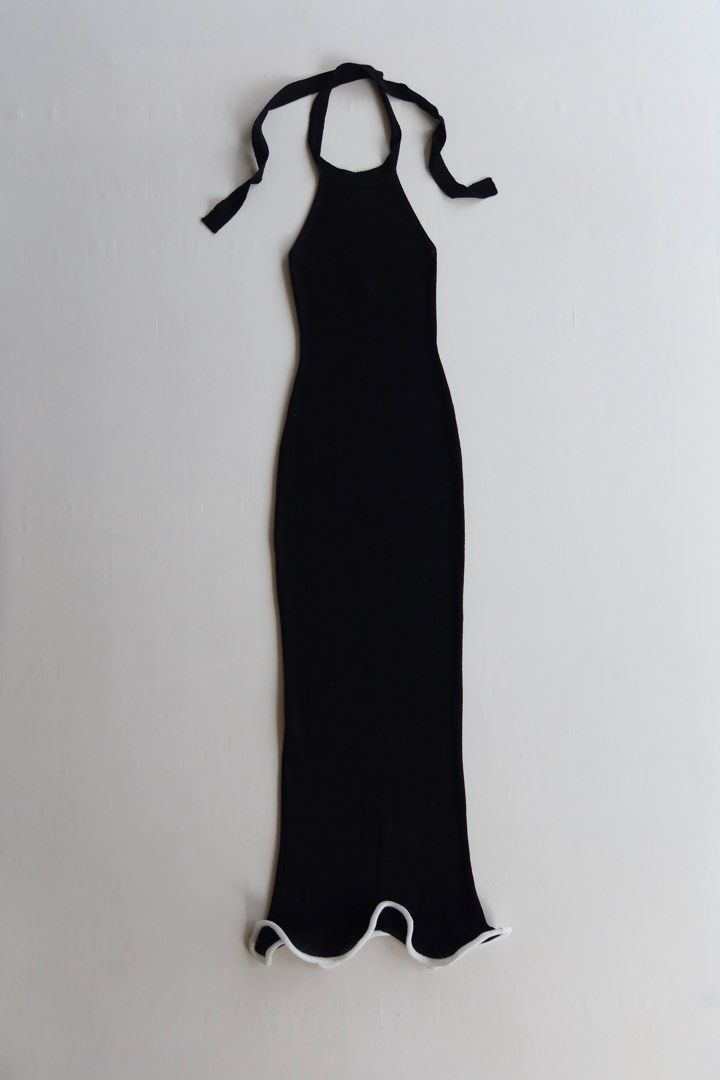 MESHKI | Knitted Halter Dress (Category: Dresses) located in Iloilo. Submitted by wearladiva (Listing ID 1461299851, Image 1). Description: -stretchable Size: XXS-S Length: 59”.