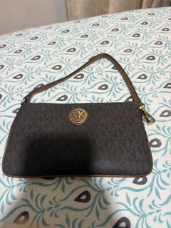 (Category: ) located in . Submitted by nehaagg (Listing ID 1461290494, Image 1). Description: .