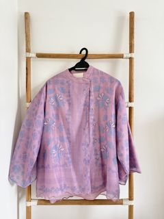 (Category: ) located in . Submitted by thriftandco (Listing ID 1461121987, Image 1). Description: .