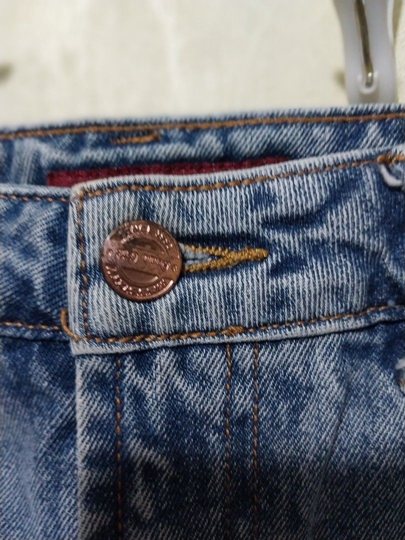 Miss Sixty denim short (Category: Shorts) located in Manila. Submitted by PrinceDani.Clothing (Listing ID 1461306869, Image 3). Description: miss sixty denim short Size 27-28in width 11-12in length excellent condition .
