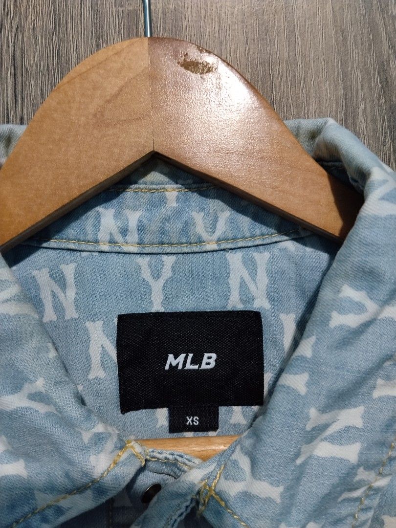 MLB MONOGRAM POLO SHIRT (Category: Tshirts & Polo Shirts ) located in Dipolog. Submitted by quizojojet73763 (Listing ID 1461135404, Image 2). Description: size 21x27 M to Semi L already wash solid neto boss Authentic.