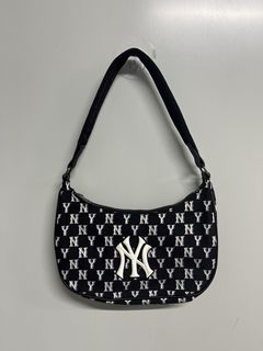 (Category: ) located in . Submitted by shopstnd (Listing ID 1461205868, Image 1). Description: .