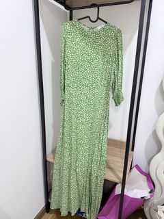(Category: ) located in . Submitted by closetgo (Listing ID 1461173771, Image 1). Description: .