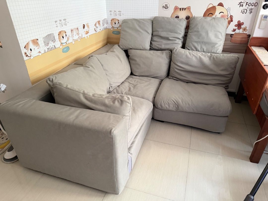 Modular Sofa (Category: Sofas) located in Singapore. Submitted by laughfish (Listing ID 1461218778, Image 2). Description: Its modular, you can arrange it to suit your needs. comes with feather filled cushions as shown. it also comes with one set of spare covers. Self-collect at Jurong East. mainly just want to get rid of it 🤣 ..