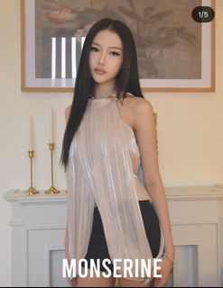 (Category: ) located in . Submitted by hypedclothing (Listing ID 1461153425, Image 1). Description: .