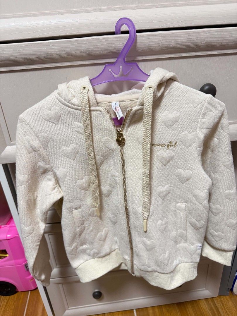 Moose Girl Jacket for Kids (Category: Babies & Kids Fashion) located in Manila. Submitted by enticexx (Listing ID 1461136079, Image 1). Description: Size: 4 Good for 2-4Y.