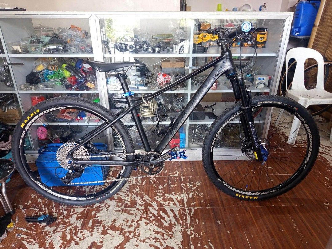Mountainpeak MTB 27.5 (Category: Bicycles) located in Taytay. Submitted by reysalubon.mc (Listing ID 1461135551, Image 1). Description: For Sale: Lightly Used (halos bago po) Price: 20k nalang Location: Taytay, Rizal 👉 yung specs at other details nasa picture na po.