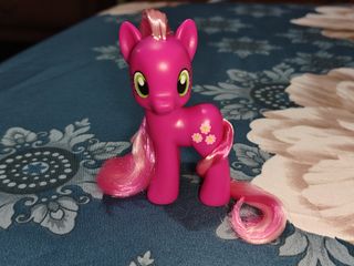(Category: ) located in . Submitted by .goldieefisshhh. (Listing ID 1461123453, Image 1). Description: .