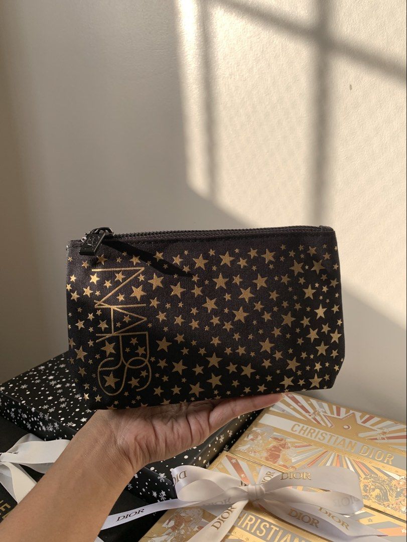 NARS - Make up pouch [ CHRISTMAS GIFT ] 🎁 (Category: Purses & Pouches) located in Rizal. Submitted by foya.philippines (Listing ID 1461252408, Image 1). Description: .