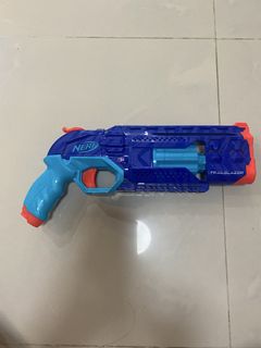 （分類：）位於 。 由 ida_lai1118 提交（商品編號 1461142502，圖片 1）。簡介： 。