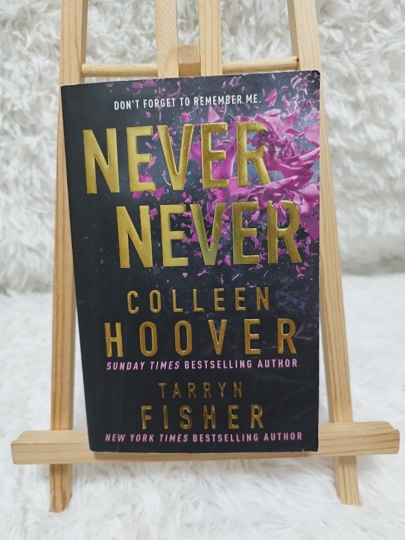 Never Never by Colleen Hoover (Category: Storybooks) located in Bangar. Submitted by chelsbookshelfph (Listing ID 1461265954, Image 1). Description: Crease on the cover All books are authentic. MOP: Gcash or Bank Transfer MOD: Flash express Loc: La Union.