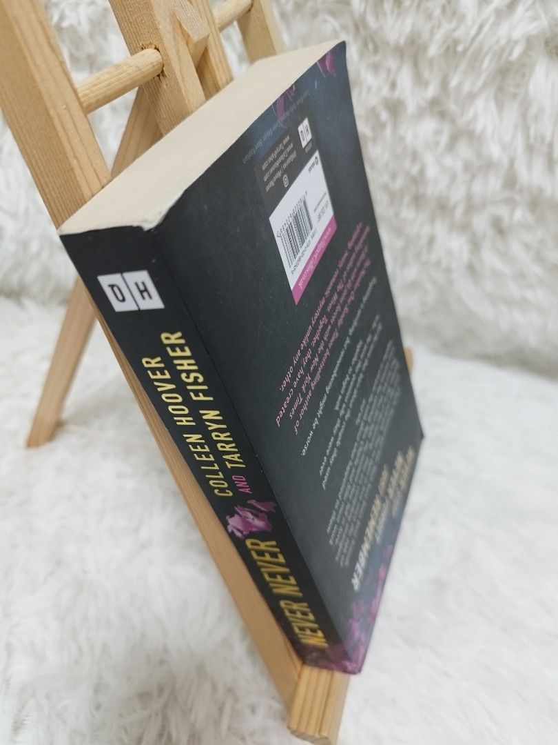 Never Never by Colleen Hoover (Category: Storybooks) located in Bangar. Submitted by chelsbookshelfph (Listing ID 1461265954, Image 3). Description: Crease on the cover All books are authentic. MOP: Gcash or Bank Transfer MOD: Flash express Loc: La Union.