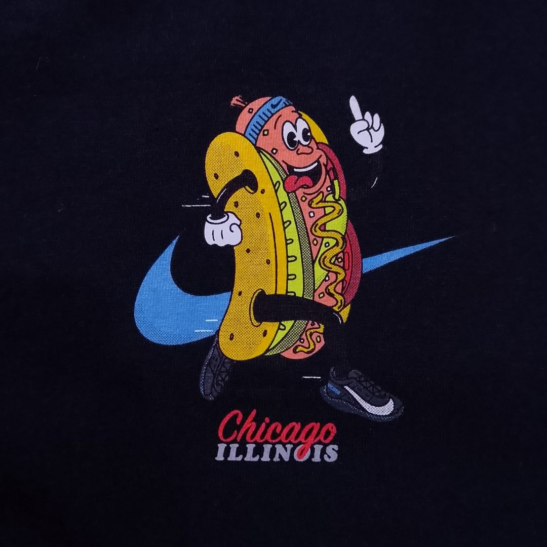Nike (Category: Tshirts & Polo Shirts ) located in Taguig. Submitted by 8kthrifter (Listing ID 1461322724, Image 3). Description: Size: Medium Width: 21.5 Length: 28 Color Rate: 10/10 No issue Excellent Condition.