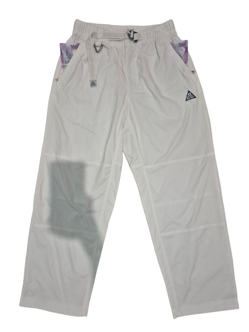 Nike ACG Hike Pants White Size M (Category: Other Bottoms) located in Manila. Submitted by segundamanoy (Listing ID 1461228885, Image 1). Description: - White Nike ACG UV Hike Pants MR - Size: Medium (M) - Material: 96% Nylon, 4% Spandex DIMES 📏: - Waist: 26-28" - Length: 37" - Hem: 8" - Features: Side pockets - Ideal for outdoor adventures and hiking ‼️PRICE IS NEGOTIABLE.