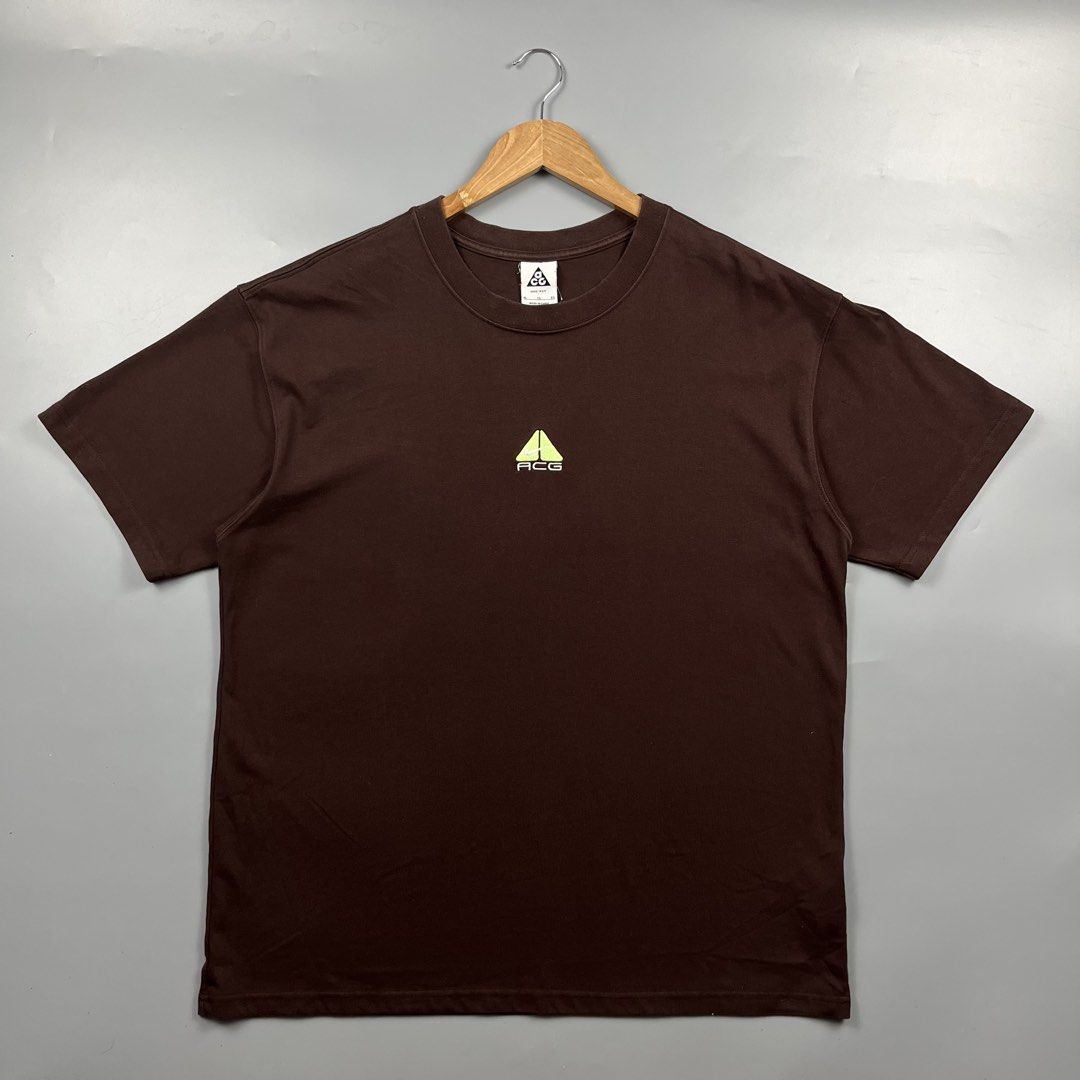 NIKE ACG LUNGS TEE (Category: Activewear) located in Los Banos. Submitted by 4030.archives. (Listing ID 1461304272, Image 1). Description: NIKE ACG LUNGS TEE 2500 Pesos XL Length : 29 inches Width : 23 inches Good as brandnew.