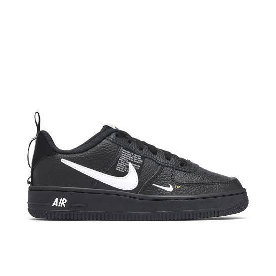Nike Air Force 1 Utility Black White GS (Category: Sneakers) located in Caloocan City. Submitted by cenchy.lux (Listing ID 1461138814, Image 1). Description: NIKE AIR FORCE 1 UTILITY LOW BLACK/WHITE GS AR1708-001 • Original Nike pair • Lightly used • Good condition • No major flaws • Clean overall • Classic black & white colorway.