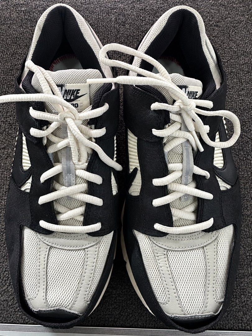 Nike Vomero (Category: Sneakers) located in Manila. Submitted by aoparaiso (Listing ID 1461187613, Image 1). Description: - Nike Air Max 200 - Classic black and white colorway - Durable mesh and leather upper - Secure lace-up closure - Ideal for everyday wear and light training - Offers comfort and style.