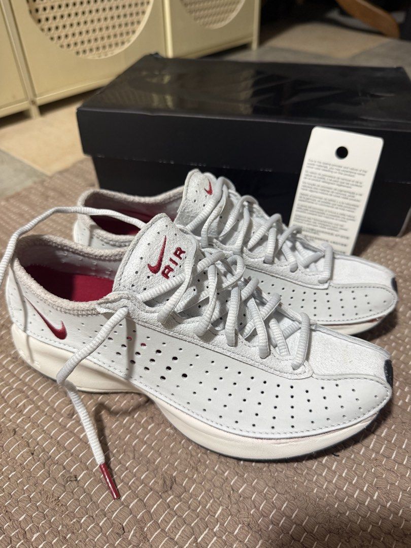 Nike Air Superfly Women (Category: Sneakers) located in Cebu City. Submitted by preloveditemscloset (Listing ID 1461245954, Image 2). Description: - White Nike Air Superfly - Red accents on tongue and heel - Perforated leather upper - Durable rubber outsole - Includes original box and tag - Size: US 5.5 / UK 3 / EUR 36 RFS: Wrong size .