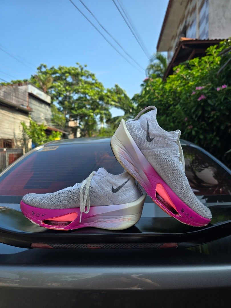 Nike Alphafy (Category: Sneakers) located in Bacolod City. Submitted by new_eddecatoria (Listing ID 1461118943, Image 2). Description: size 8 us, 41 euro good condition sign of usage issue sokline +sf.