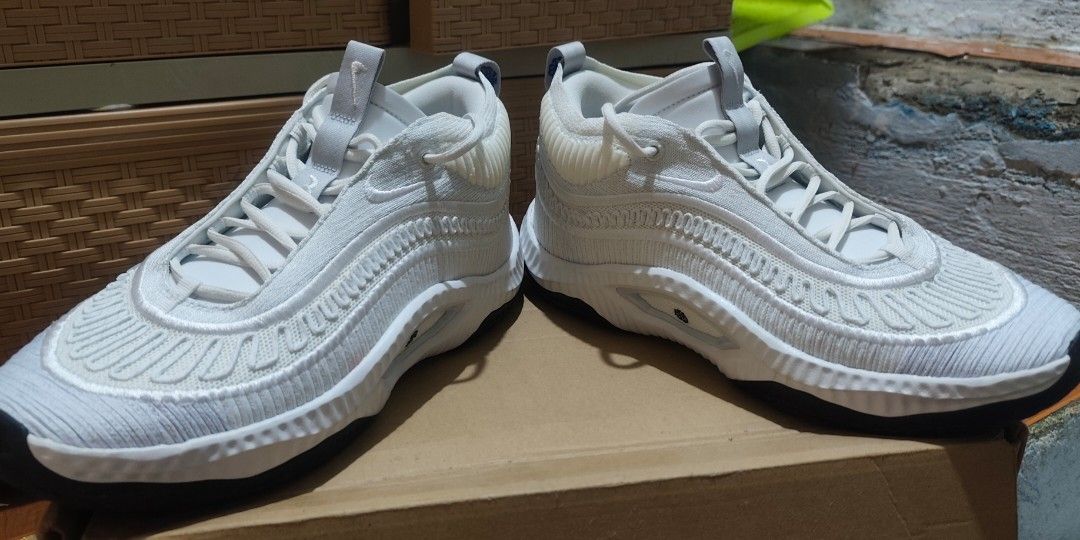 Nike Cosmic 3 (Category: Sneakers) located in Manila. Submitted by patman_028 (Listing ID 1461249138, Image 2). Description: .