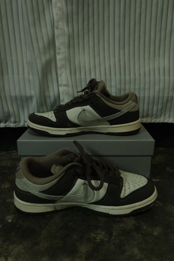 NIKE DUNK BROWN OTOMO KATSUHIRO (Category: Sneakers & Footwear) located in Mansalay. Submitted by czarithrift2.0 (Listing ID 1461238105, Image 1). Description: NIKE DUNK BROWN OTOMO KATSUHIRO condition: 8/10 -needs cleaning -size 38 .